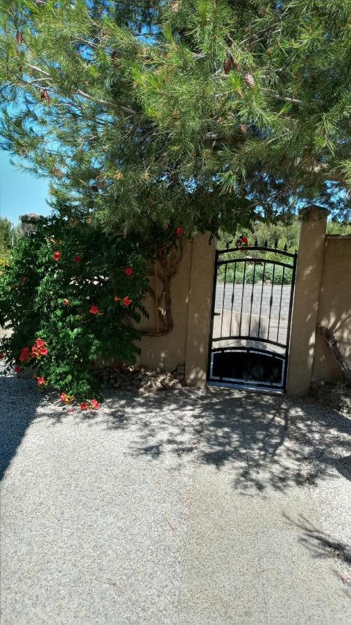 Les Coronilles Beaucaire (Gard) Exterior foto