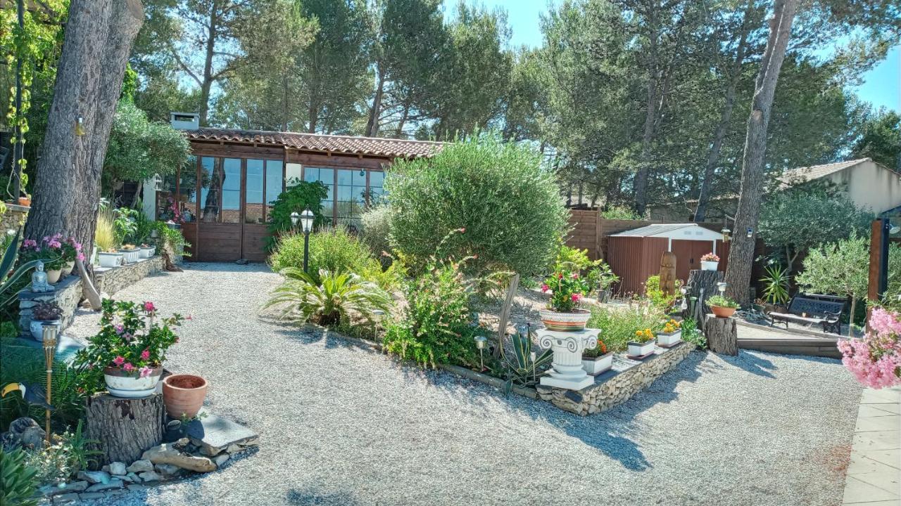 Les Coronilles Beaucaire (Gard) Exterior foto